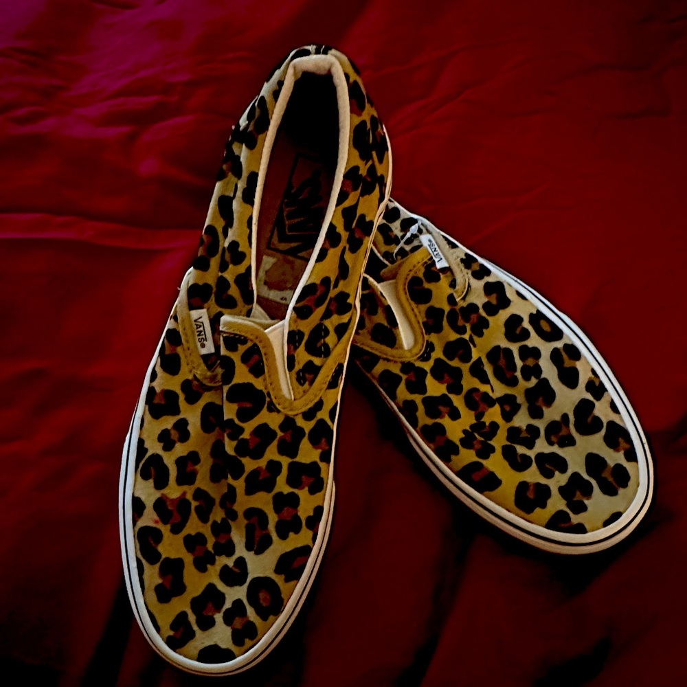 Vans Cheeda print comfy and stylish fall 2023 fall